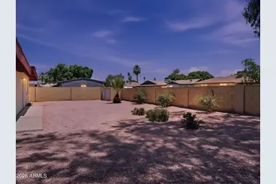 2949 W Cactus Wren Drive, Phoenix, AZ 85051 - Photo 30