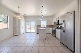 40282 N PRZEWALSKI St, San Tan Valley, AZ 85140 - Photo 2