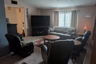 2280 Primrose Dr, Sierra Vista, AZ 85635 - Photo 8