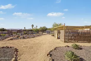 1120 E Circle Mountain Rd, New River, AZ 85087 - Photo 36