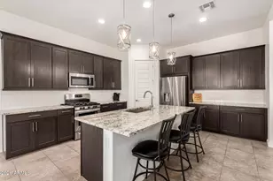 19038 W Cameron Dr, Surprise, AZ 85388 - Photo 12