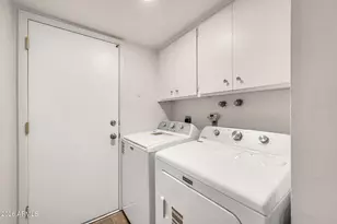 1922 E Laguna Dr, Tempe, AZ 85282 - Photo 36