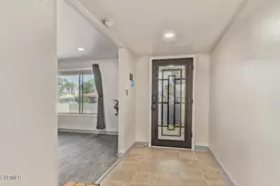 1922 E Laguna Dr, Tempe, AZ 85282 - Photo 4