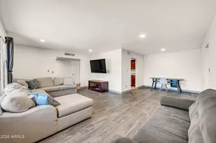 1922 E Laguna Dr, Tempe, AZ 85282 - Photo 8