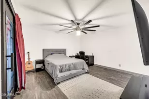 1922 E Laguna Dr, Tempe, AZ 85282 - Photo 20