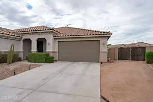 40570 W Hopper Dr, Maricopa, AZ 85138 - Photo 2
