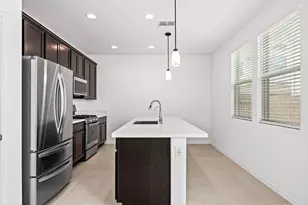 14110 W Hackamore Dr, Surprise, AZ 85387 - Photo 8