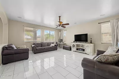 4112 S 104th Lane, Tolleson, AZ 85353 - Photo 8
