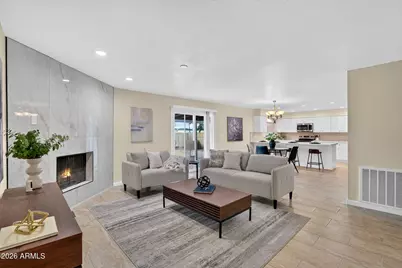 2214 S Cottonwood Drive, Tempe, AZ 85282 - Photo 2