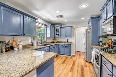 2563 E Bart Street, Gilbert, AZ 85295 - Photo 8