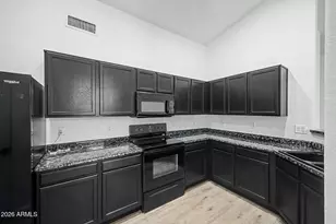 5853 W Seldon Ln, Glendale, AZ 85302 - Photo 12