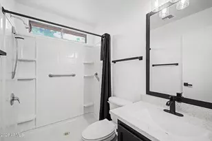 5853 W Seldon Ln, Glendale, AZ 85302 - Photo 20