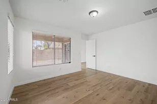 5853 W Seldon Ln, Glendale, AZ 85302 - Photo 10