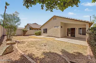 685 E Cantebria Dr, Gilbert, AZ 85296 - Photo 24
