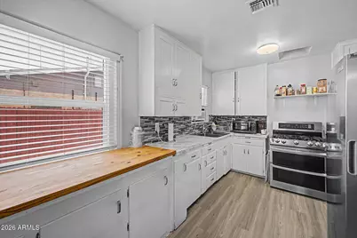 326 W Pinkley Avenue, Coolidge, AZ 85128 - Photo 6