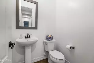 2282 E Tomahawk Dr, Gilbert, AZ 85298 - Photo 32