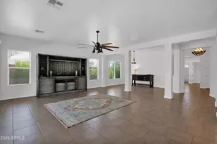 2282 E Tomahawk Dr, Gilbert, AZ 85298 - Photo 14