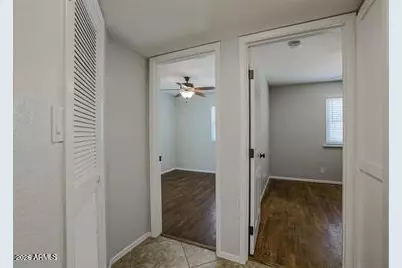 18626 N 29th Place, Phoenix, AZ 85050 - Photo 2