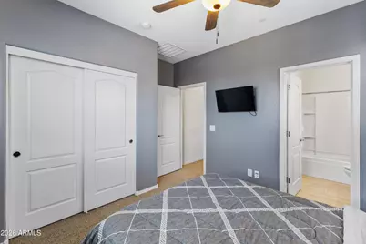 1685 E Bridgeport Parkway, Gilbert, AZ 85295 - Photo 26