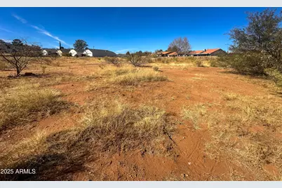 1748 Corte Encantada -- #29, Sierra Vista, AZ 85635 - Photo 4