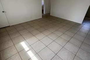 10831 N 18th Ave, Phoenix, AZ 85029 - Photo 6