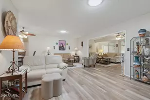 10611 W Saratoga Cir, Sun City, AZ 85351 - Photo 6