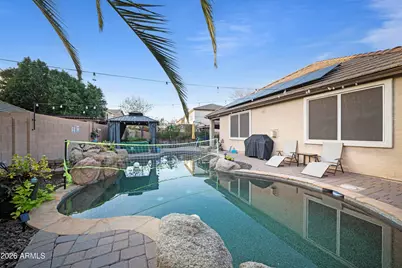 17239 W Ironwood Street, Surprise, AZ 85388 - Photo 16