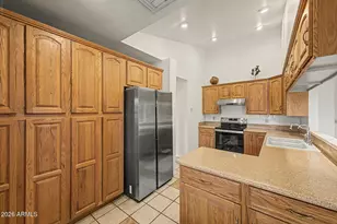 911 E Secretariat Dr, Tempe, AZ 85284 - Photo 12