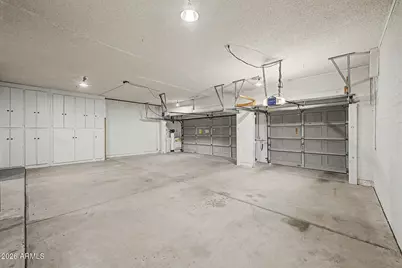 911 E Secretariat Drive, Tempe, AZ 85284 - Photo 32
