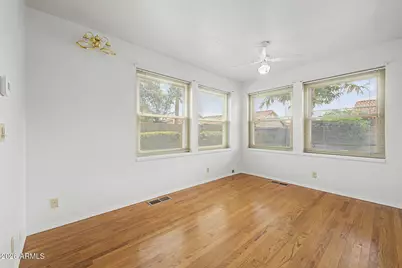 911 E Secretariat Drive, Tempe, AZ 85284 - Photo 26