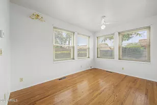 911 E Secretariat Dr, Tempe, AZ 85284 - Photo 26