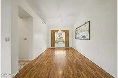 911 E Secretariat Drive, Tempe, AZ 85284 - Photo 8