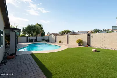 2316 W Port Royale Lane, Phoenix, AZ 85023 - Photo 26
