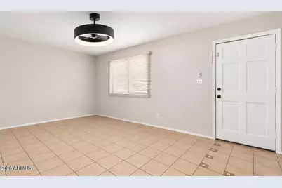 4212 W Vista Avenue, Phoenix, AZ 85051 - Photo 6