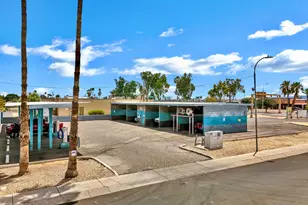 3118 W Indian School Rd, Phoenix, AZ 85017 - Photo 1