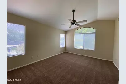 13701 N 82nd Avenue, Peoria, AZ 85381 - Photo 10