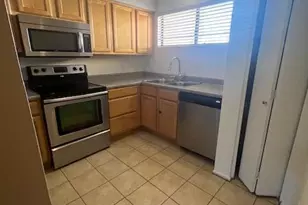 11640 N 51st Ave, Glendale, AZ 85304 - Photo 2