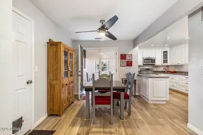 5402 E Windsor Avenue #Unit 17, Phoenix, AZ 85008 - Photo 12