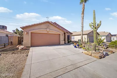 3302 W Melinda Lane, Phoenix, AZ 85027 - Photo 2