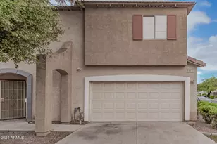 1371 S Boulder St, Gilbert, AZ 85296 - Photo 2