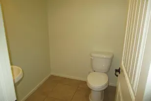 3449 S Falcon Dr, Gilbert, AZ 85297 - Photo 10