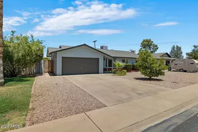 26 W Erie Drive, Tempe, AZ 85282 - Photo 32