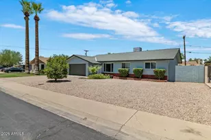 26 W Erie Dr, Tempe, AZ 85282 - Photo 1