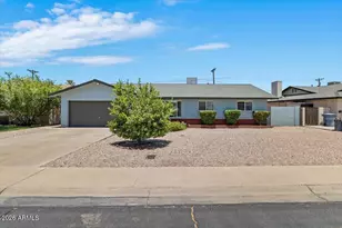26 W Erie Dr, Tempe, AZ 85282 - Photo 30