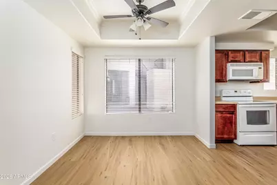 750 E Northern Avenue #1052, Phoenix, AZ 85020 - Photo 8