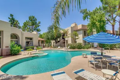 750 E Northern Avenue #1052, Phoenix, AZ 85020 - Photo 2
