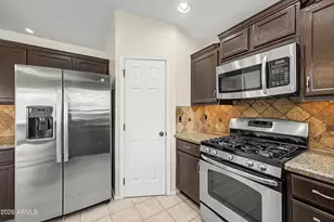 9310 E Ellis St, Mesa, AZ 85207 - Photo 4