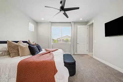 17455 W Bloomfield Road, Surprise, AZ 85388 - Photo 18