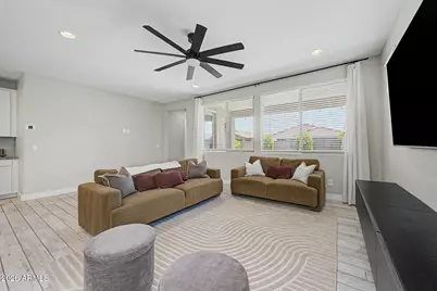17455 W Bloomfield Road, Surprise, AZ 85388 - Photo 6