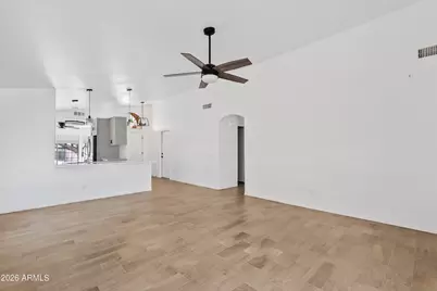 6536 W Desert Hollow Drive, Phoenix, AZ 85083 - Photo 8
